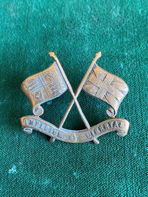 IMPERIAL LIGHT HORSE GILDING METAL CAP BADGE-WORN 1913-1965- 2 LUGS