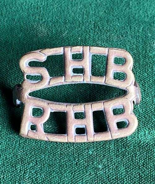 RAILWAYS AND HARBOURS BRIGADE TITLE-WORN 1940-45- 2 LUGS