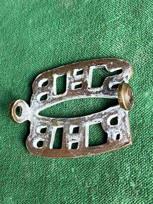 RAILWAYS AND HARBOURS BRIGADE TITLE-WORN 1940-45- 2 LUGS