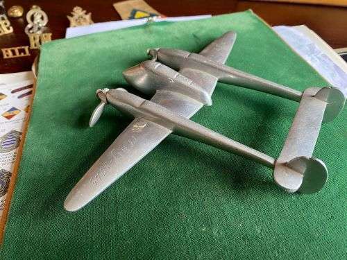 WW2 TRENCH ART OF A P38-ORIGINAL US WW2 ITALIAN CAMPAIGN-CONSTRUCTED FROM AIRCRAFT ALUMINIUM-MEASURE