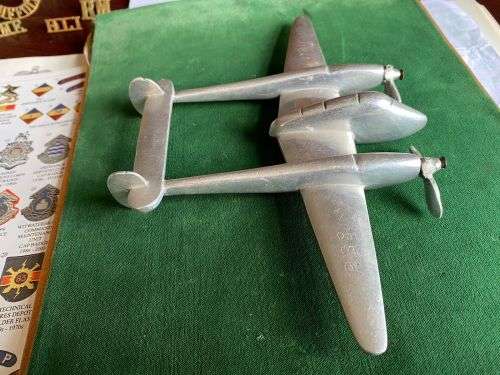 WW2 TRENCH ART OF A P38-ORIGINAL US WW2 ITALIAN CAMPAIGN-CONSTRUCTED FROM AIRCRAFT ALUMINIUM-MEASURE
