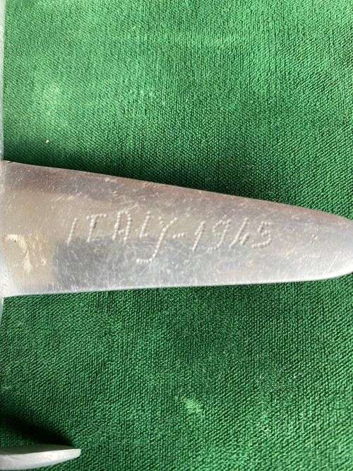 WW2 TRENCH ART OF A P38-ORIGINAL US WW2 ITALIAN CAMPAIGN-CONSTRUCTED FROM AIRCRAFT ALUMINIUM-MEASURE