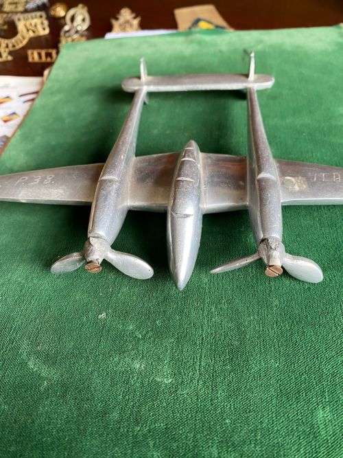 WW2 TRENCH ART OF A P38-ORIGINAL US WW2 ITALIAN CAMPAIGN-CONSTRUCTED FROM AIRCRAFT ALUMINIUM-MEASURE