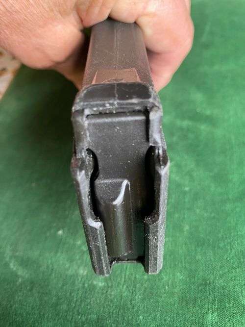 R4/R5/LM4/LM5 GALILOR MICRO GALIL 32 POYLMER MAGAZINE-LIKE NEW