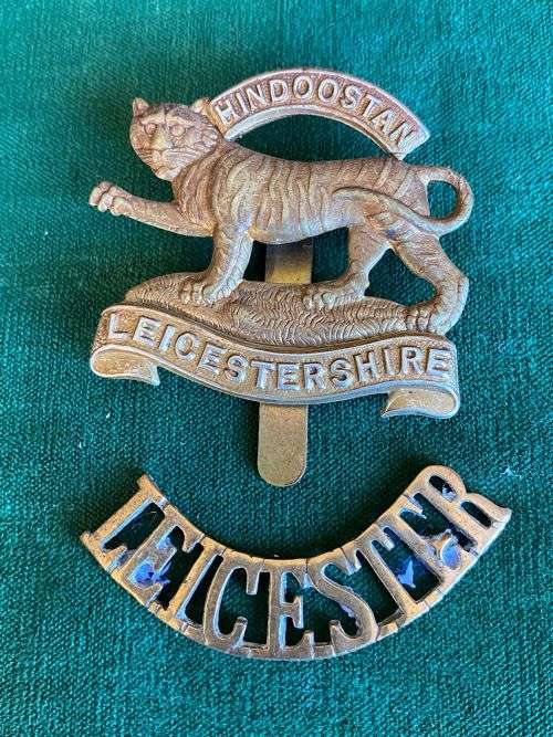 LEICESTERSHIRE REGT. CAP BADGE-SOLD WITH ONE TITLE(NO LUGS) 1881-1960