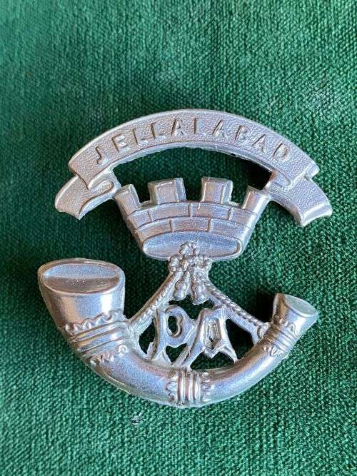 13 TH FOOT SOMERSET LIGHT INFANTRY CAP BADGE-1890`S-1959- 2 LUGS