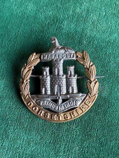 DORSETSHIRE REGIMENT CAP BADGE-WORN 1900-1951