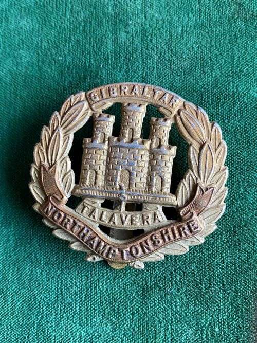 NORTHHAMTONSHIRE REGT. WITHOUTN FLAG AND KEY