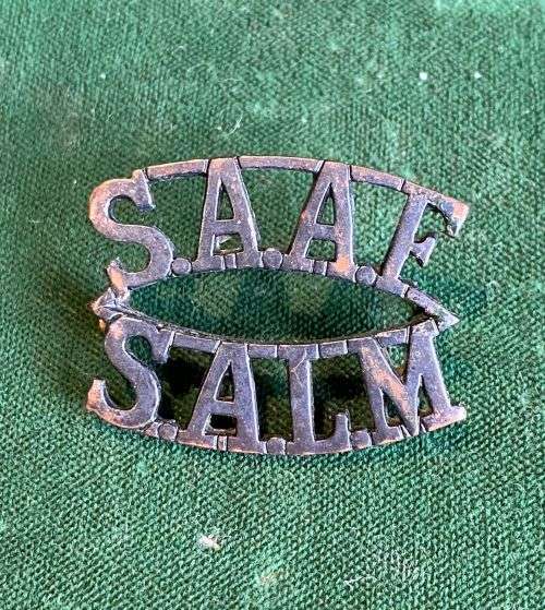 SAAF SHOULDER TITLE,VARIANT LONG VERSION-1940`S-S LUGS