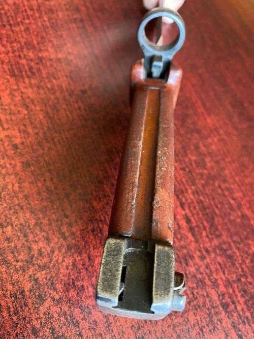 RUSSIAN MADE AKM 11 BAYONET-THE RUBBER SECTION ON THE SCABBARD PROVIDES A HAND GRIP WITH ELECTRICAL