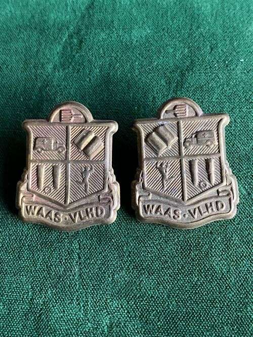 WOMANS AUXILIARY ARMY SERVICES,BRASS METAL COLLAR BADGE PAIR-WORN WW2 LUGS INTACT