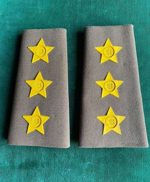 SADF RANK BOARDS FOR CAPTAIN-RUBBERIZED 1980`S-1996