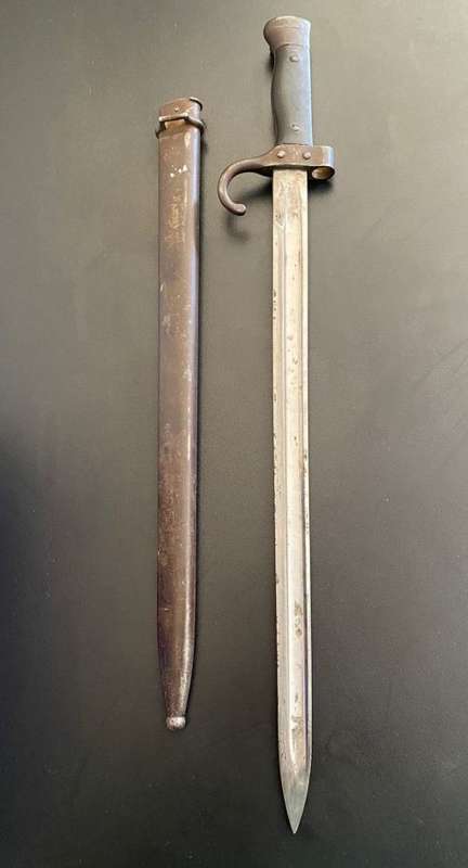 FRENCH 1892 PATTERN BAYONET FOR THE BERTHIER INFANTRY RIFLE-FIRST PATERN WITH BLACK COMPOSITION GRIP