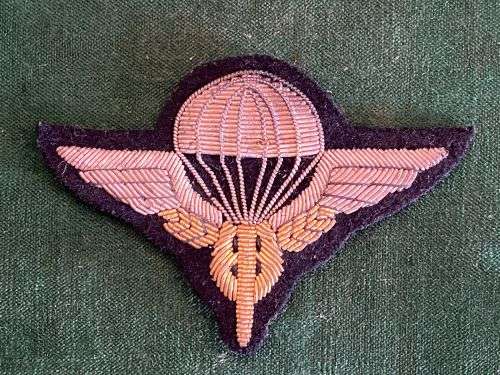 LAOS-BULLION EMBROIDERED,OFFICERS PARACHUTE WING- 3RD MILITARY REGION SPECIAL SPECIAL GUERRILLA UNIT