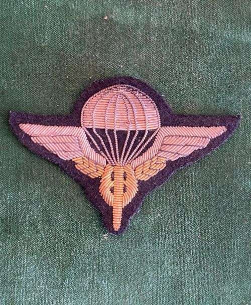LAOS-BULLION EMBROIDERED,OFFICERS PARACHUTE WING- 3RD MILITARY REGION SPECIAL SPECIAL GUERRILLA UNIT