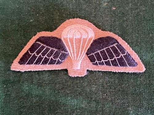 INDIAN ARMY PARACHUTE WINGS-OBSOLUTE-PRE 1980`S- PADDED