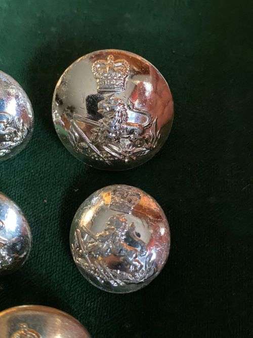 SELECTION OF 5 RHODESIAN BUTTONS-SOLD TOGETHER