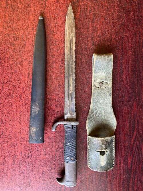 KS 98 BAYONET MADE BY ERFURT 1909-LEATHER GRIPS-ISSUED TO THE SCHUTZTRUPPE IN GERMAN SOUTH WEST AFRI