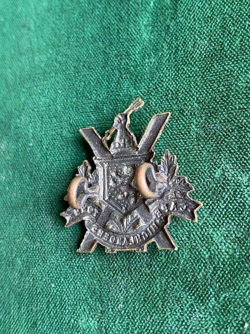 CAPE TOWN HIGHLANDERS BRONZE COLLAR BADGBE-WORN 1940-45- 2 LUGS