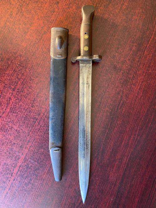 1888 MK1 PATTERN BAYONET FOR THE LEE METFORD RIFLE-BLADE BACK INSPECTION STAMP,THE E. SHOWING THE WE