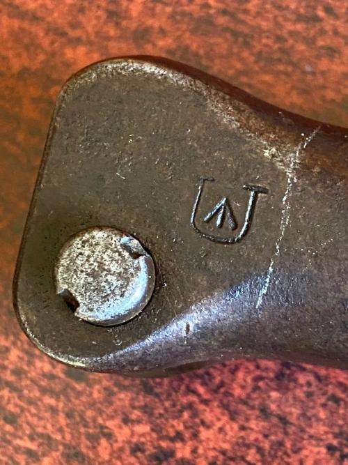 1888 MK1 PATTERN BAYONET FOR THE LEE METFORD RIFLE-BLADE BACK INSPECTION STAMP,THE E. SHOWING THE WE