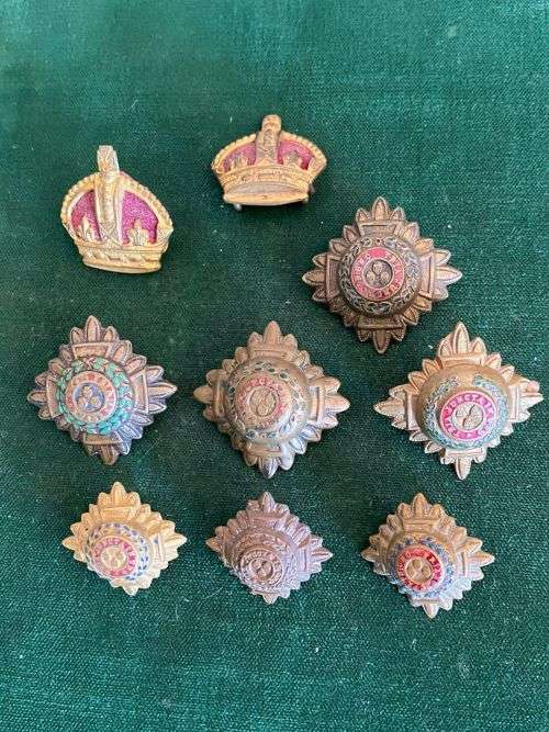 BRITISH OFFICERS PIP BADGES AND CROWNS FOR RANK- 9 SOLD TOGETHER