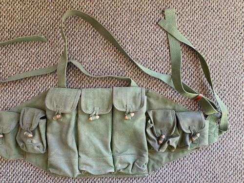 CHI COM TYPE 56 CHEST RIG IN VERY GOOD CONDITION-THREE MAG TYPE WITH TWO SMALLER POCKETS ON EACH SID