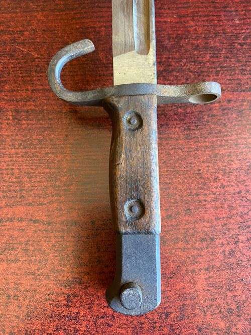 EARLY PRODUCTION JAPAN,TYPE 30(30 TH YEAR)-1897-BAYONET-KOKURA ARSENAL-IT HAS A ROUNDED POMMEL,SHAPE