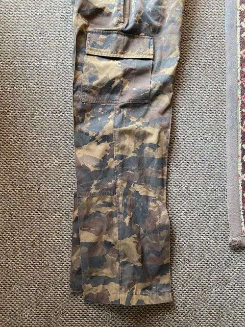 CISKEI DEFENCE FORCE CAMO TROUSERS-SIZE 32,PIPE LENGTH 77 CM-MAKER LABELLED-GOOD CONDITION WITH NO D