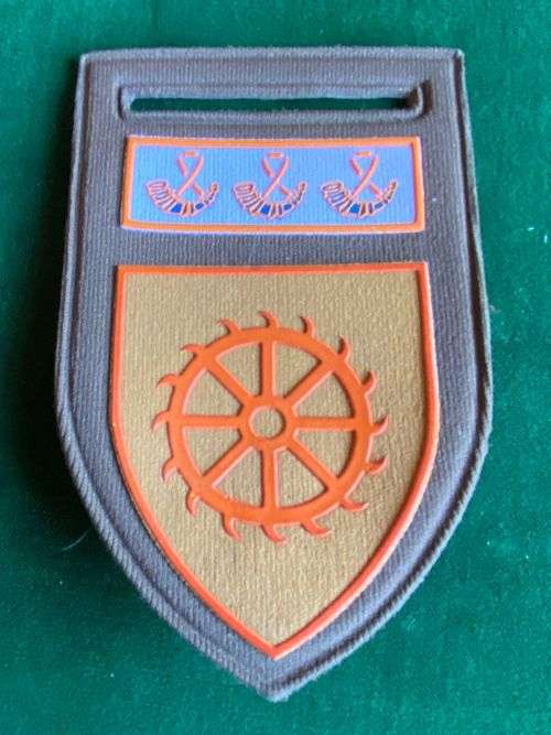 REGT. DE WET TUPPER FLASH-ONE PIN