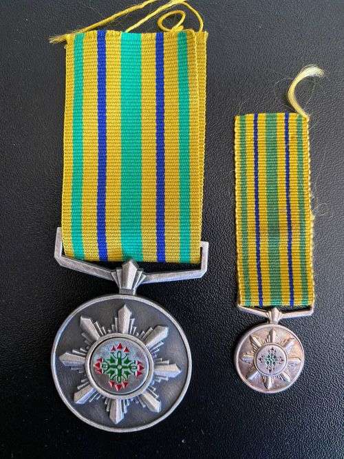 SA POLICE STAR FOR FAITHFULL SERVICE(1979) SILVER STAMPED-UNNAMED-SOLD WITH MINIATURE