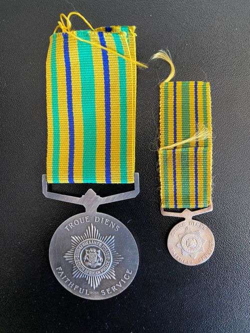 SA POLICE STAR FOR FAITHFULL SERVICE(1979) SILVER STAMPED-UNNAMED-SOLD WITH MINIATURE