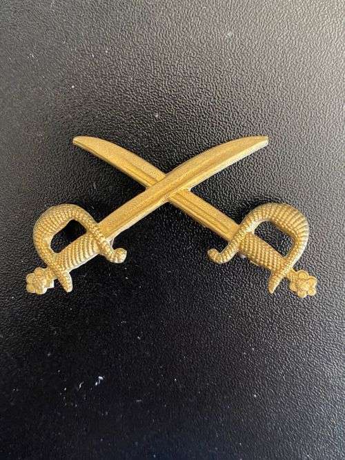 BRITISH WW2 PT INSTRUCTORS BADGE- 2 LUGS