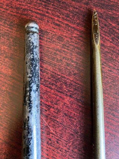 BRITISH SPIKE BAYONET WITH METAL SCABBARD