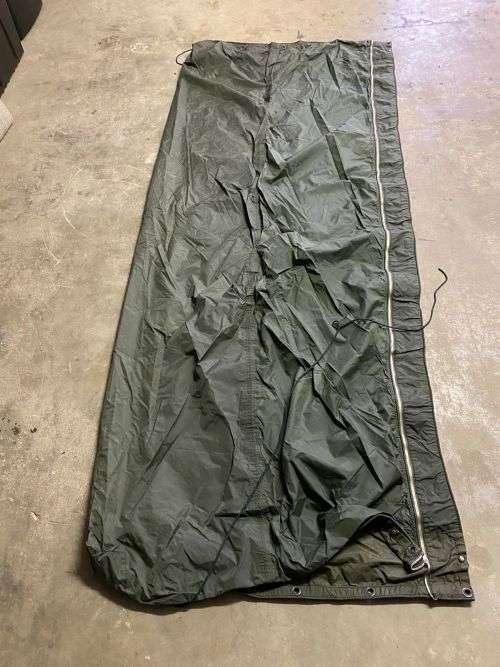 RHODESIAN GROUND SHEET COVER-MEASURES 216 X 92 (CLOSED) ZIP INTACT