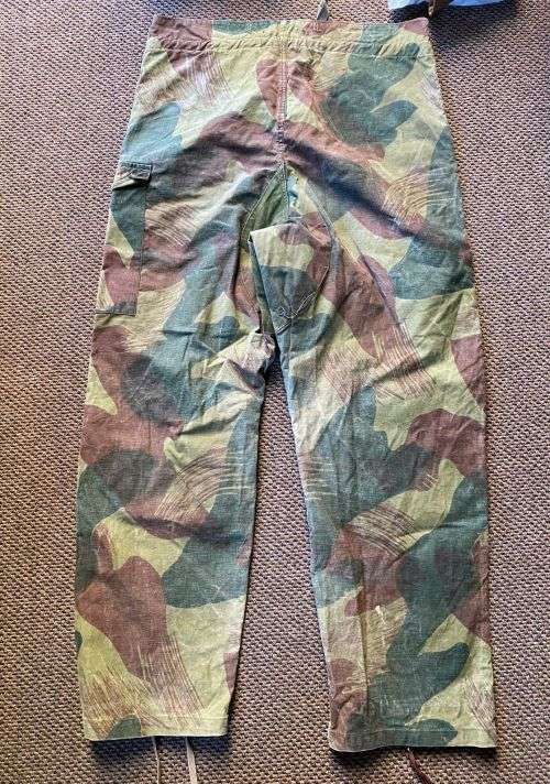 BELGIUM CONGO CAMO TROUSERS-SIZE LARGE-I WOULD SAY SIZE 40 AND BIGGER-PIPE LENGTH 76CM-THE TROUSERS