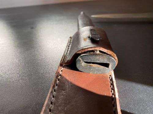 FN FAL BAYONET WITH METAL SCABBARD AND LEATHER FROG-PLASTIC GRIPS