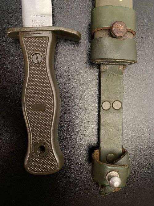 VINTAGE GERMAN COMBAT/FIGHTING KNIFE SOLINGEN GERMANY RONTREI-DATED 1978-OVERALL LENGTH 25,2CM-VERY
