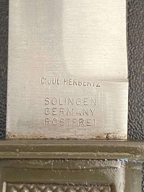 VINTAGE GERMAN COMBAT/FIGHTING KNIFE SOLINGEN GERMANY RONTREI-DATED 1978-OVERALL LENGTH 25,2CM-VERY
