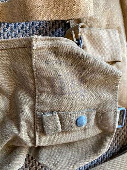 PATENT 63,RHODESIAN SKELETON KIT,KIDNEY POUCHES/WEBBING BELT/2X AMMO POUCHES,PADDED YOKE,MARKINGS ON