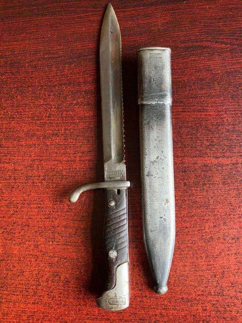 GERMAN S98/05 BAYONET WITH SAW BACK BLADE AND STEEL SCABBARD-BOTH WITH MAKERS MARKINGS-EXTENDED LENG