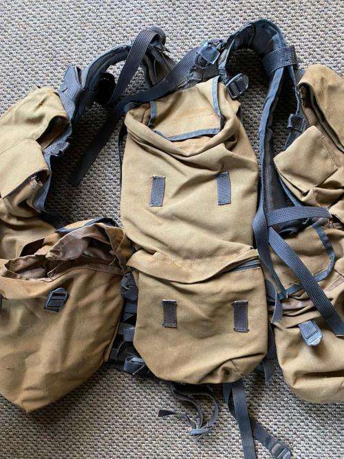 SADF PATTERN 83 BATTLE JACKET-ALL CLIPS AND ZIPS INTACT