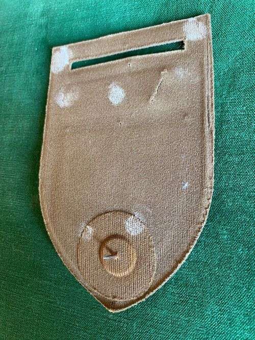 INTELLIGENCE SCHOOL WITH CHIEF OF THE ARMY COMMAND BAR-TUPPER FLASH-ONE PIN