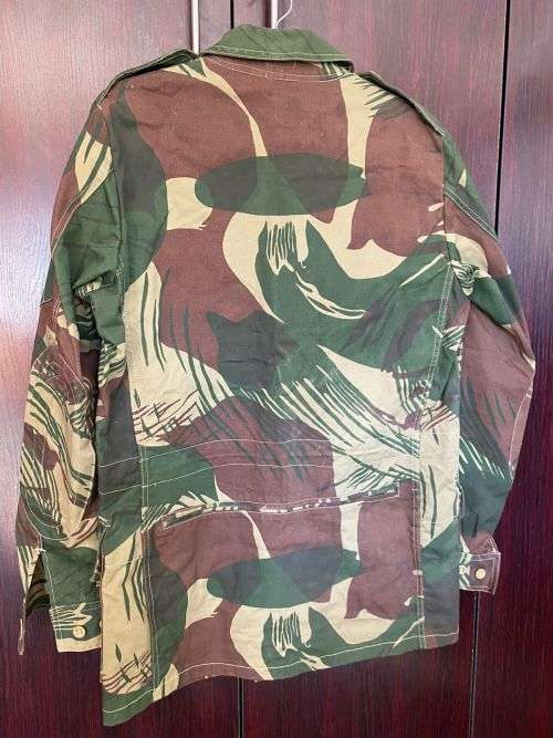 RHODESIAN CAMO JACKET-THIS ITEM IS NEW-UNWORN AND IN EXCELLENT CONDITION-SIZE 2,WHICH IS LARGE-LABEL