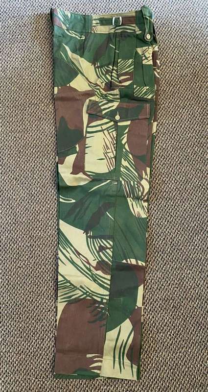 RHODESIAN CAMO TROUSERS,NEW,NEVER WORN AND IN EXCELLANT CONDITION-SIZE 32 WITH PIPE LENGTH OF 77CM-R