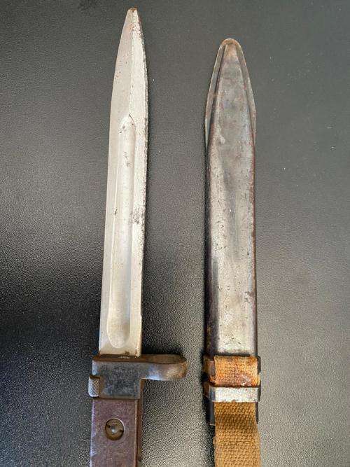 RUSSIAN AK 47 BAYONET AND SCABBARD