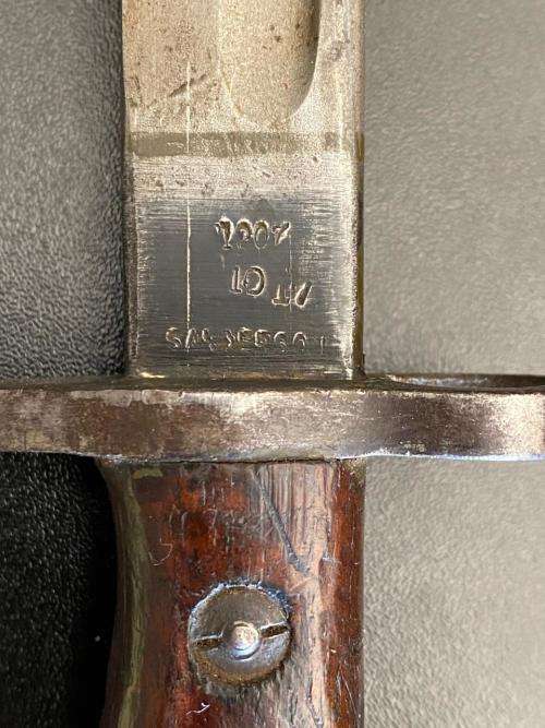 BRITTISH 1907 PATTERN BAYONET,MADE BY SANDERSON-COMES WITH SCABBARD AND LEATHER FROG-SAP MARKED