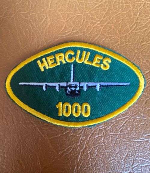 28 SQUADRON TIME ON TYPE PATCH-WORN LATE 1980`S TO EARLY 1990`S ON LEFT UPPER ARM BY MEMBERS WHO COM