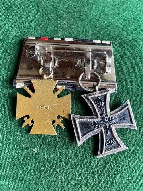 WW1 IMPERIAL GERMANY IRON CROSS EK2 KO MARKING ON RING,MOUNTED WITH HINDENBURG COMBATANTS-MEDAL-GUAR