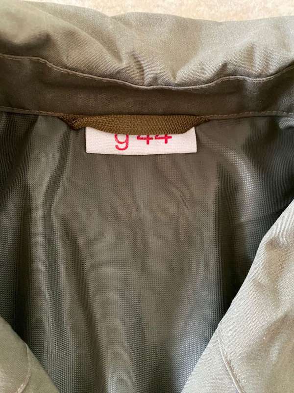 WEST GERMAN MILITARY RAIN COAT-SIZE MEDIUM -MEASURES 53CM ARMPIT TO ARMPIT-GOOD CONDITION WITH ALL B